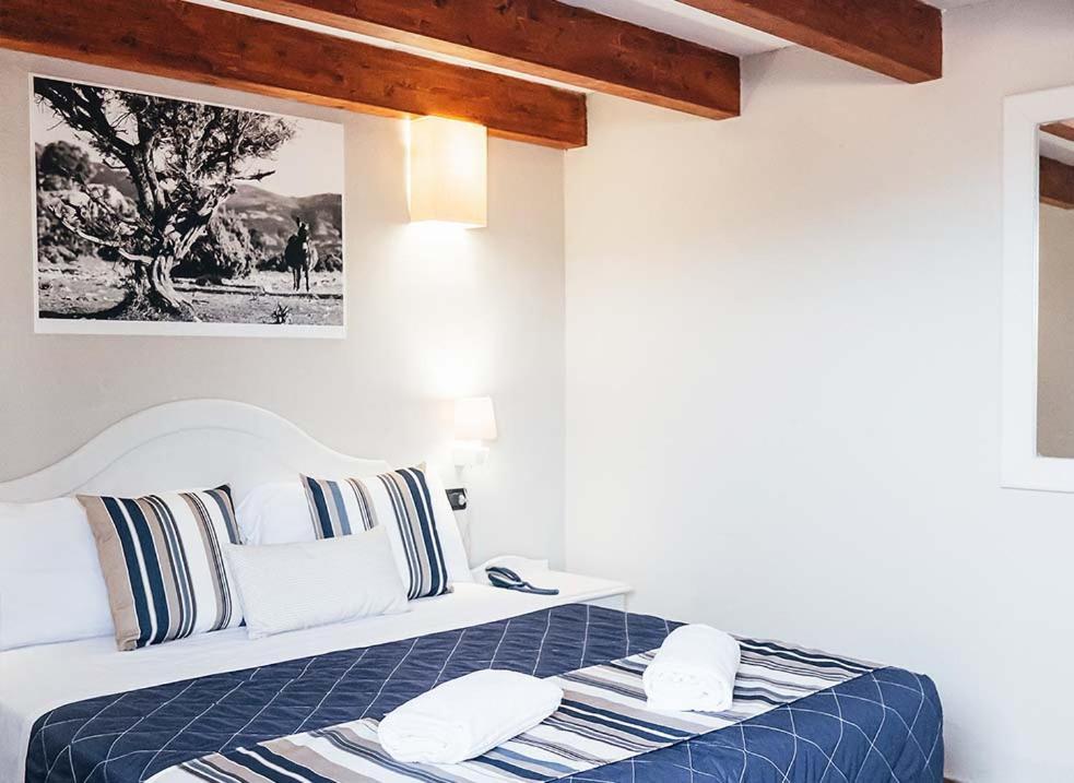 Zeta Club San Teodoro Le Rose Otel Dış mekan fotoğraf